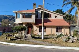 Casa Vista al Cerro - León