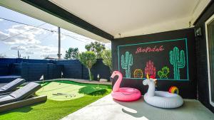 Luxury 3 Br Home With Relaxing Pool