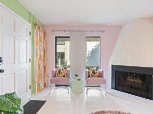 Modernized 1br Condo W Shared Pool & Spa