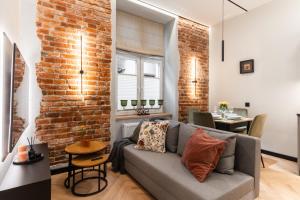 Charm & Comfort Renovated Gem in Old Town Sarego apt B
