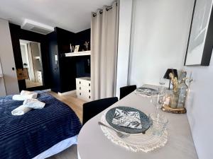 Appartements O StudiO Terrasse - Centre ville de Lorient - Gare : photos des chambres