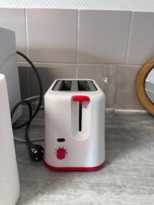 Appartements WorkSpace faubourg pres de la gare TV WIFI CALME : photos des chambres