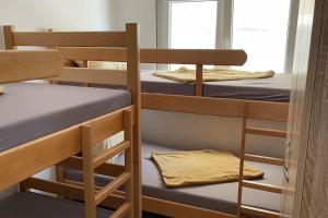 Silver Lake apartmant