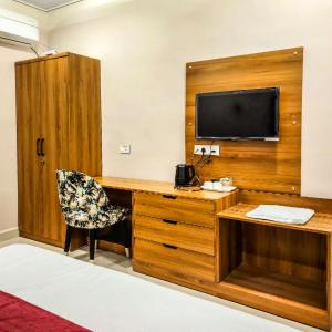 Shivani Imperial Hotel & Banquet