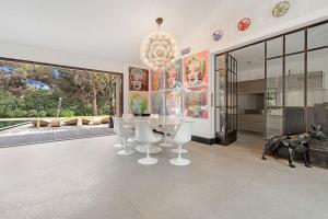 Exclusive Modern Villa In Saint-Tropez