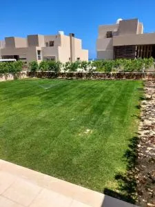 Junior ground chalet with garden in Hacienda White - Mājid Abū Zayd