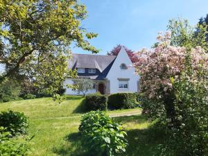 NEW - SPECIAL OFFER - VILLA avec Parc, Piano-Fibre-Parking-Tennis-Aire de Loisirs-proche plages
