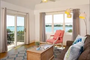 Modern Apartment St Georges Bermuda - Saint George