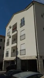Apartman Porto Novi - Đenovići