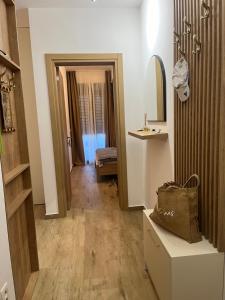 Lavender Apartment - Close to the Beach - Private Garage Parking