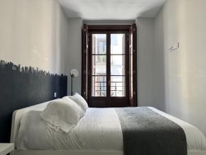 PlazaMayorSuites - 4-звездочные отели в городе Мадрид
