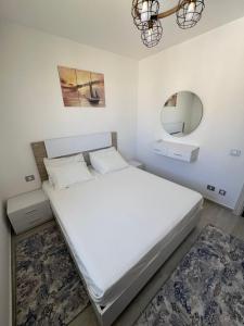 chalet in fouka bay Ras El HEKMA