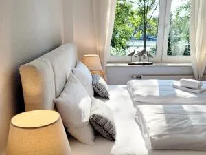 Neues Schmuckstück am Hafen Erstklassige Einrichtung und Fantastischer Ausblick von "Momentic" - Hasselburg