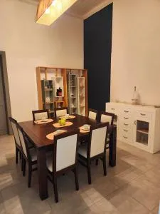 Casa centrica, cómoda y amplia - Коррієнтес