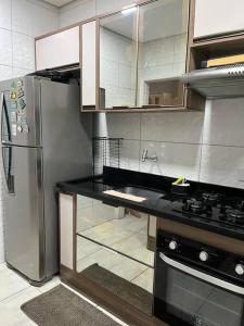 Apto lindo, 500m da praia da Enseada!