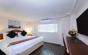 Siam Champs Elyseesi Unique Hotel