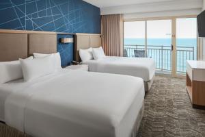 Queen Studio with Sofa Bed room in SpringHill Suites by Marriott Virginia Beach Oceanfront