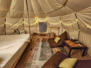 Bambus Restaurant, Bar & Glamping
