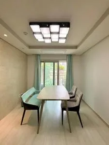 nearby subway, 2 bedroom big house - Pakkosi