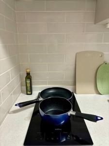 nearby subway, 2 bedroom big house