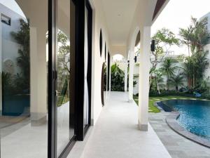 The Dahlias Villa NEW 3 BR Canggu-Munggu Seseh