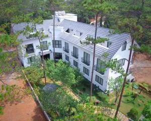 Zephyrus Villa Măng Đen - Kon Von Kla