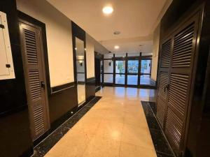 furnished Hotel apartment with Private Garden B8