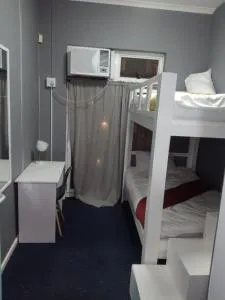 City view BackPakers Capetown - Muizenberg