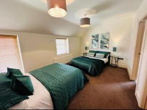 Barn near York with hot tub - Perfect for Groups and Families