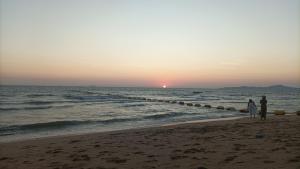 Universe Jomtien Beach Hotel