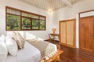 Villa Lisabella by Villa Finder