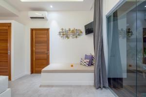 Villa Nael - Private 1BR Sanctuary in Nyanyi, Near Nuanu & Luna Beach Club
