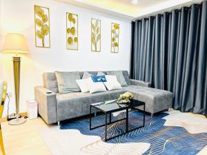 White House31 EntireHouse & Rooftop DMK Airport & BTS BKK