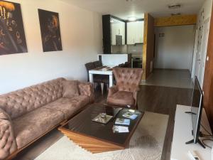 T lux apartman