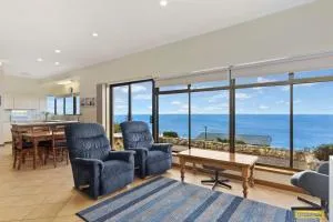 Lowtide 13a Battunga Ave Port Elliot - No Linen Included - Port Elliot