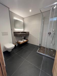 B&B / Chambres d'hotes Villa l’ecrin du Rayol : Chambre Double Deluxe avec Balcon - Vue sur Mer