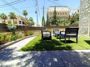 Elegant 2-Bedroom in Um Uthaina - Rujm Maghghijhah