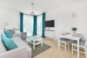 Jasny & Przestronny Apartament z Balkonem i Parkingiem by Rent like home - Suchy Dwór