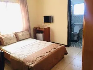 Room in BB - Single Room - Ground Floor in Accra - Lapaz