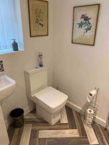 Helens Haven First floor apartment via stairs