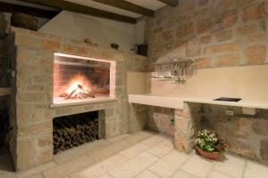 Enticing Sunset Villa With Magnificent Sea ViewS