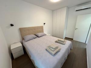 Villa Jolanda Beachside Residence