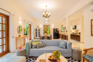 ELIVAAS 4 BHK with Pvt Pool near Baga - Celest