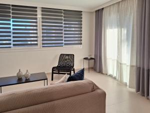 M P A Luxury Apartment Α2