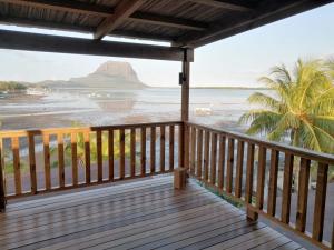 Oceanfront Le Morne Brabant view