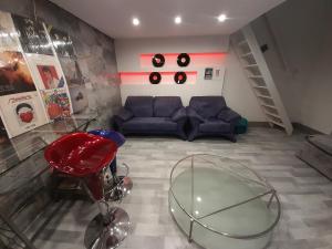 3 Separate Beds Central Apartment - 40m2 -