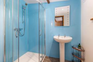 Cosy Glamping In the Eskdale Valley - Studio Lodges and Mega Pods