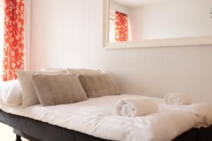 Cozy City Apartment By BookLapland