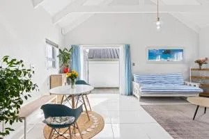 Golden Mile 104 - Britannia Bay