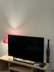 Fam Friendly-Center Old Quater-Super Location 48BN